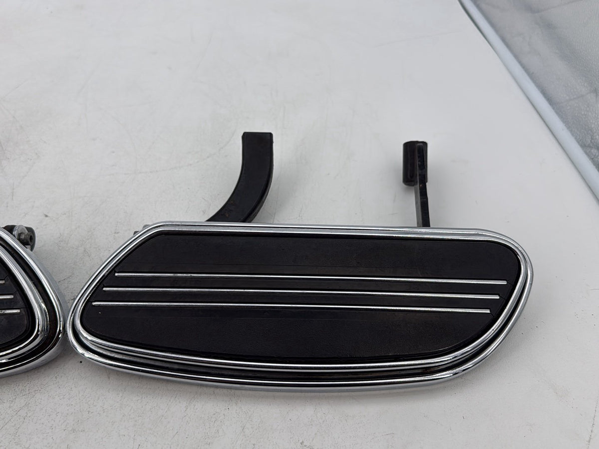 2007 - 2012 Harley-Davidson Touring Street Glide Left Right Driver Floorboard Foot Rest  	47365-83C