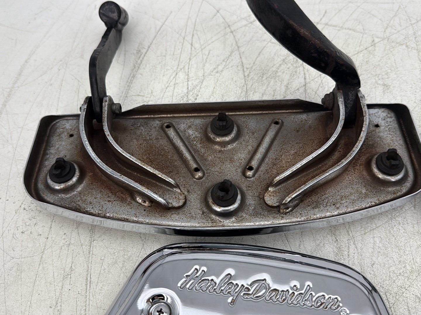 1998 Harley Touring FLHTCUI Electra Glide Ultra OEM Left Right Driver & Pass Floorboard Foot Rest