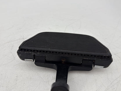 2006 Harley Touring FLHRI Road King OEM 1 Passenger Floorboard Foot Rest