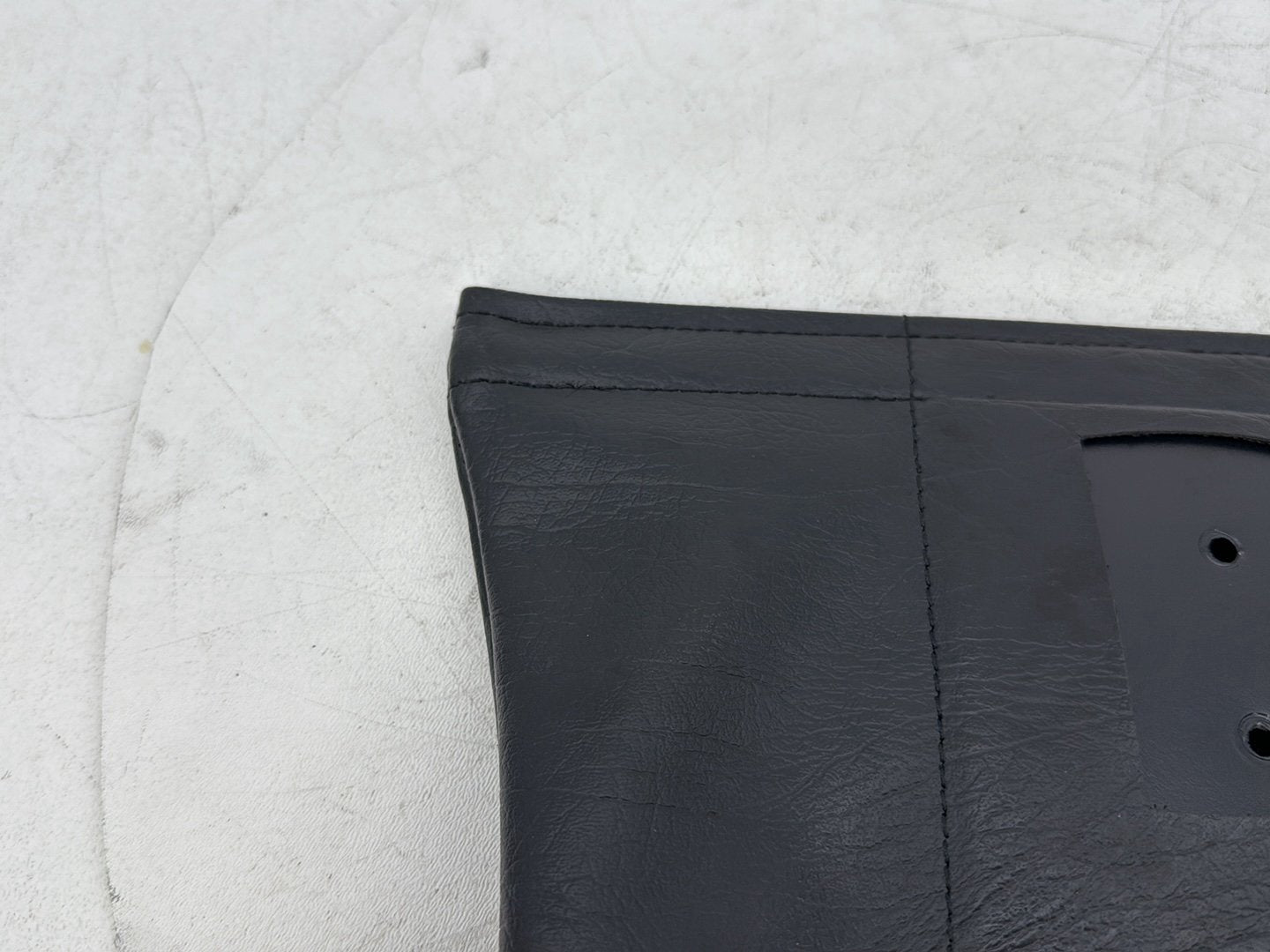 1999 - 2006 Harley-Davidson Touring Electra Glide Ultra Tour-Pak Storage Pouch Leather Bag 53165-89
