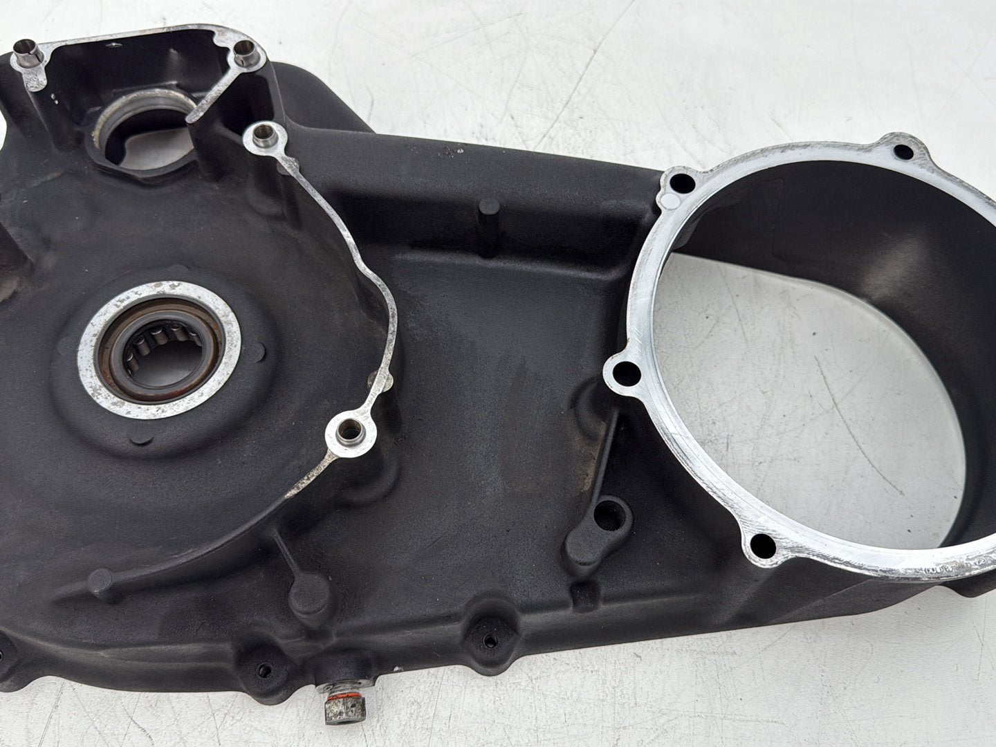 2014 Harley Street Glide Touring FLHXS OEM Inner Primary Clutch Cover