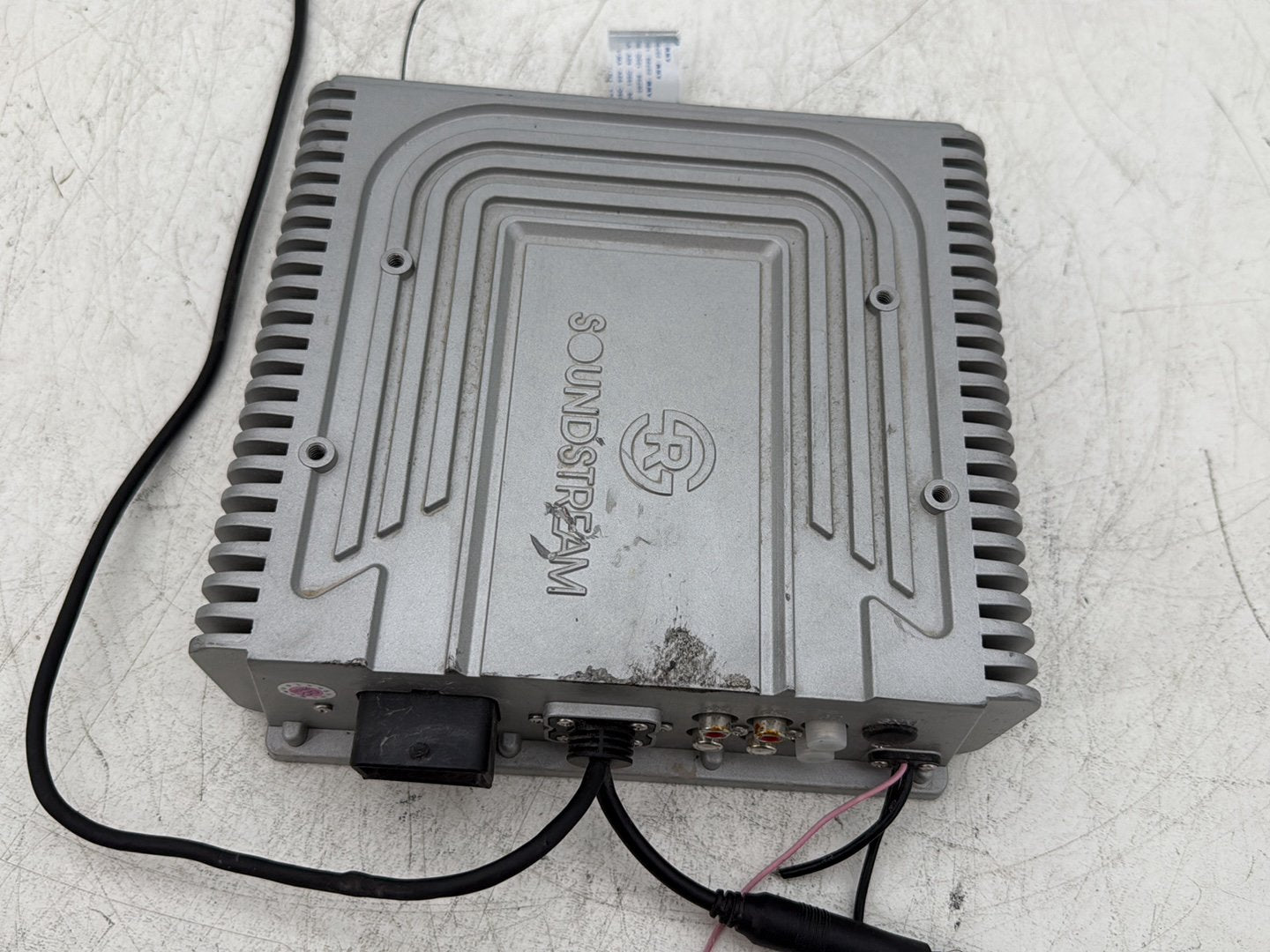 2012 Harley Road Glide Touring FLTRX Custom OEM Digital Media Receiver Head Radio Player