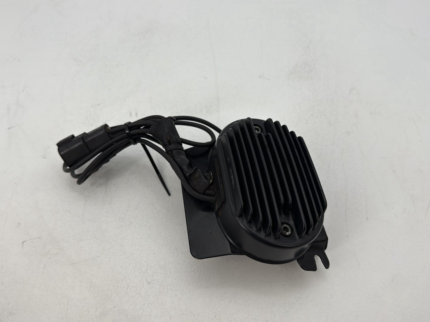 2004 Harley Softail FLSTC Heritage Classic OEM Voltage Regulator Rectifier