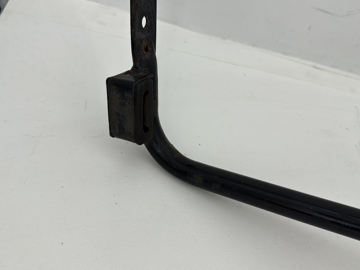 2008 Harley Touring FLHTCU Electra Glide Ultra OEM Rear Left Right Saddlebag Guard Rails Bar