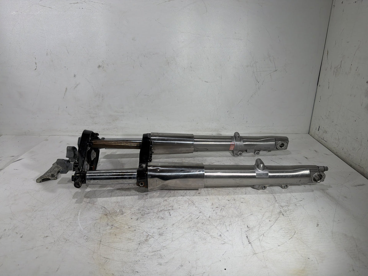 09 Harley Street Glide Touring OEM Front Triple Tree Set LH RH Fork Legs Sliders