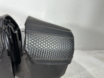 2006 Harley Road King Touring FLHRCI Classic OEM Rear Left Right Saddlebags Luggage Leather