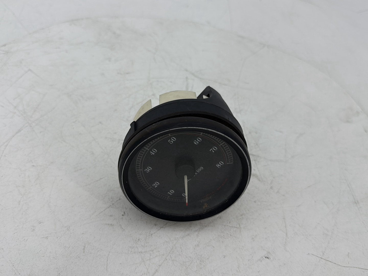 1999 - 2006 Harley-Davidson Touring Electra Glide Tachometer Tacho Gauge Instrument Cluster 67348-00