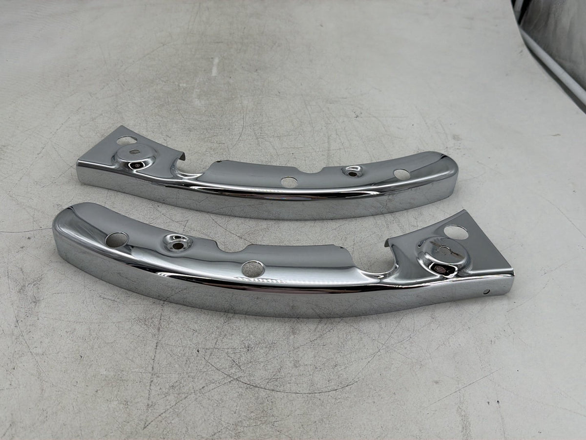 2009 Harley Road Glide Touring FLTR OEM Rear Left Right Fender Struts Bracket