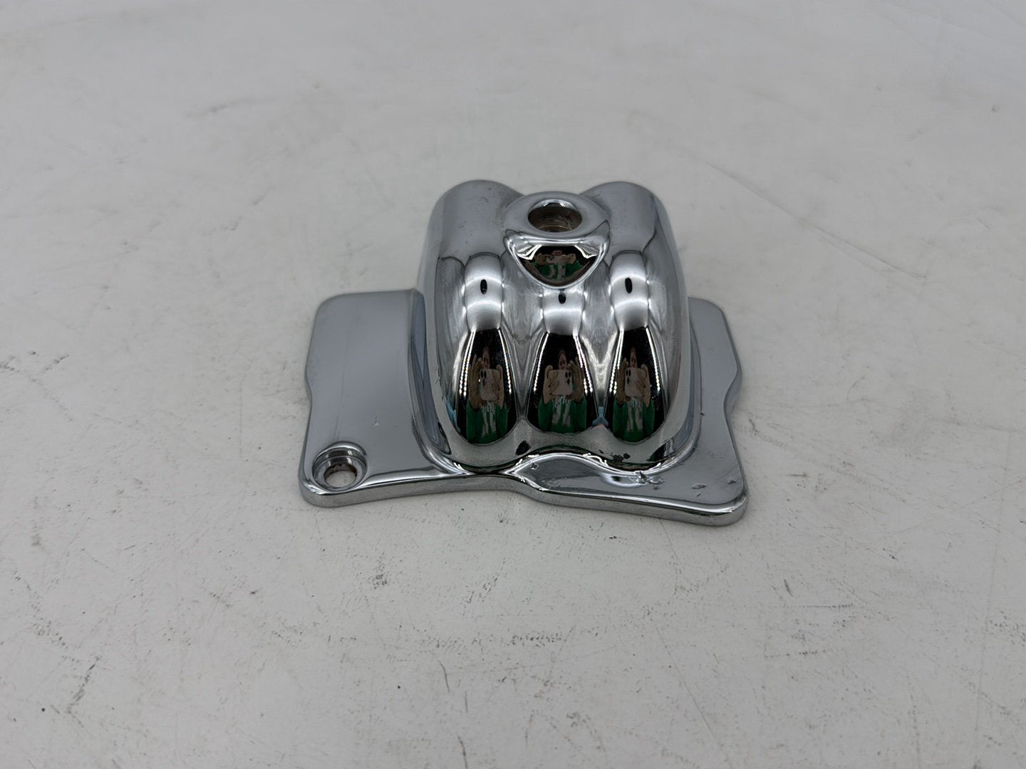 1999 - 2006 Harley-Davidson Touring CVO Screamin Eagle Road King Oil Line Hose Cover Cap Trim Panel 37946-99
