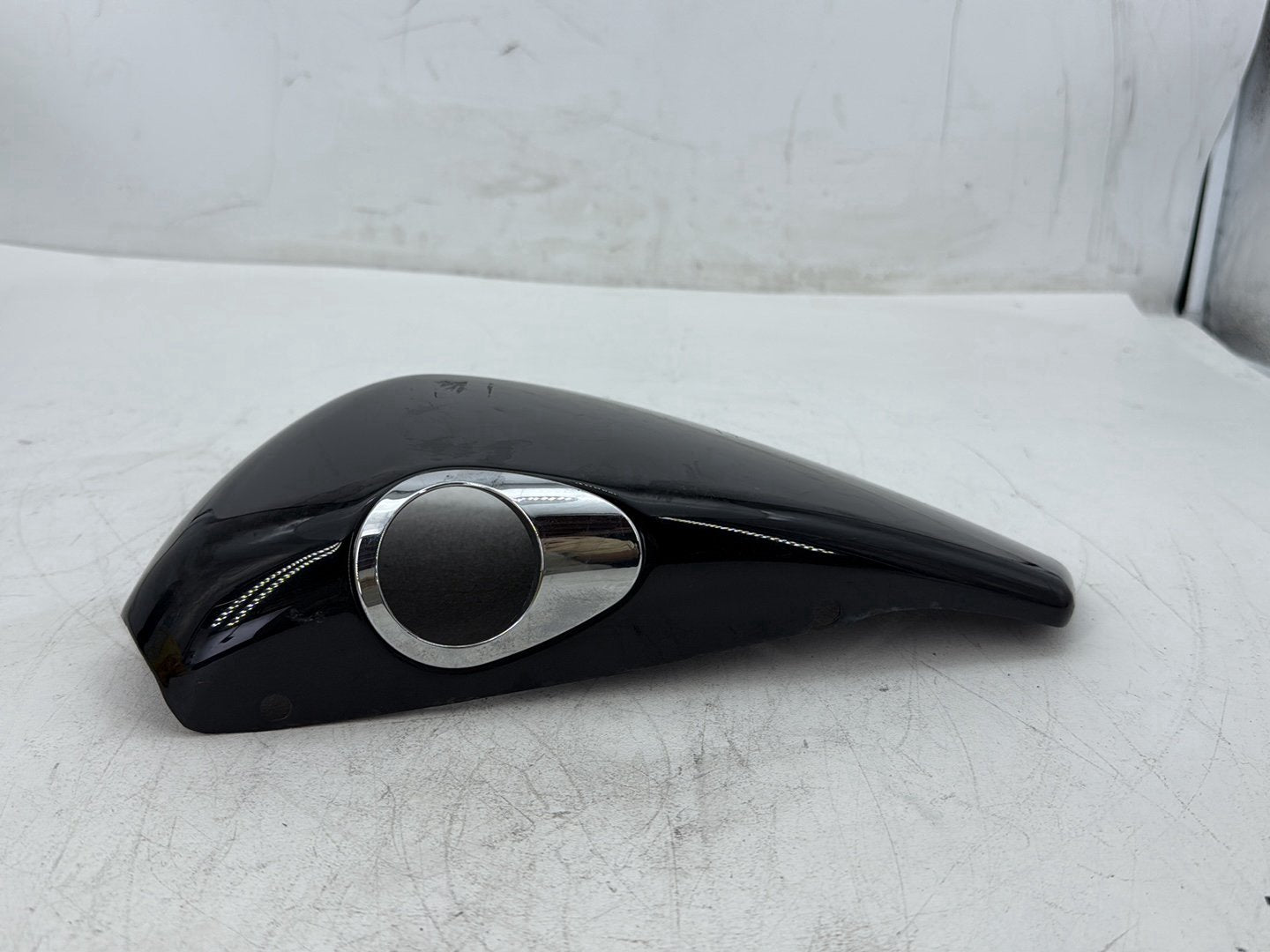 2009 Harley Sportster 883 Low XL883L OEM Right Fairing Side Oil Tank Cover