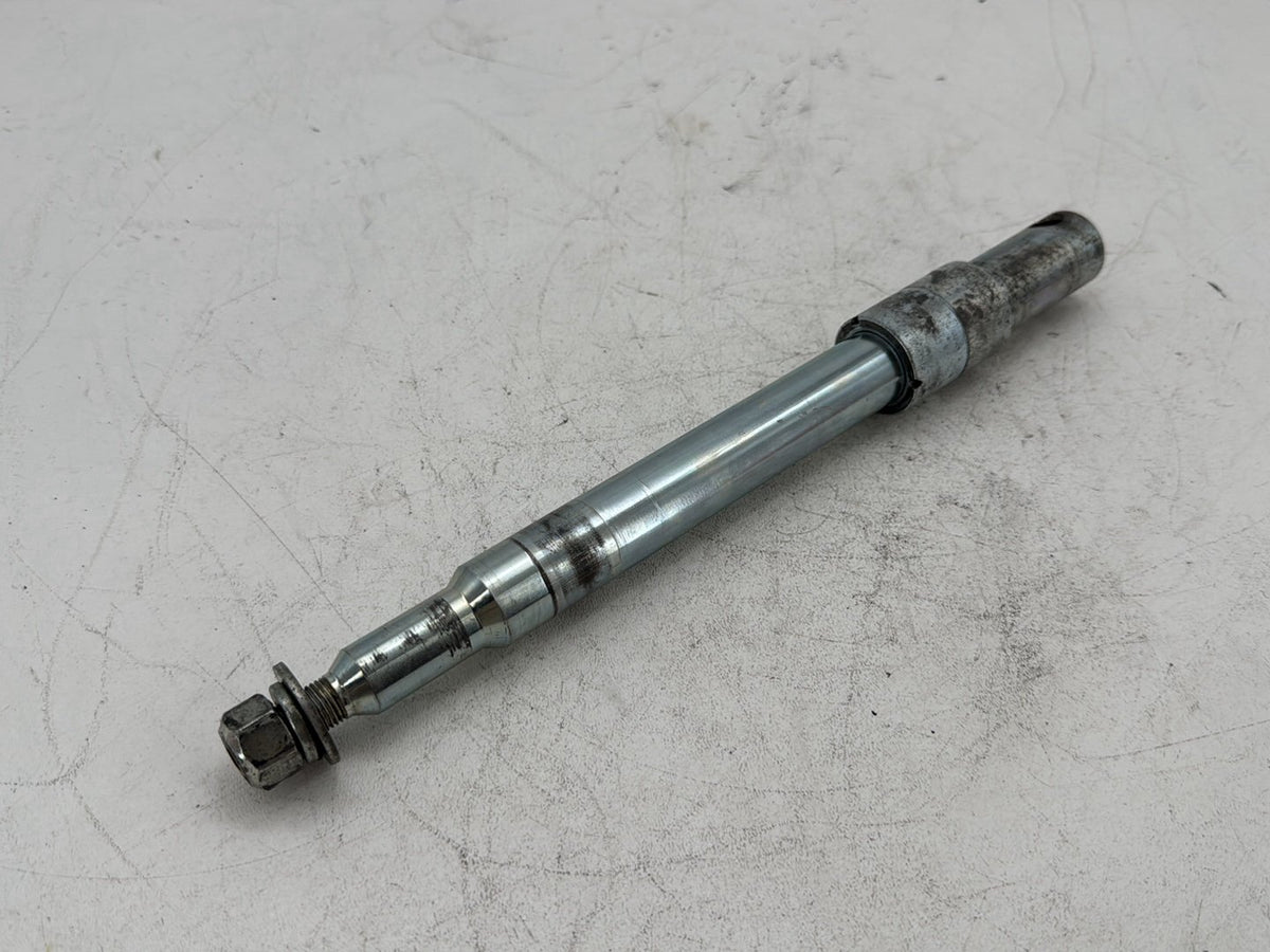 2006 Harley Street Glide Touring FLHXI OEM Front Wheel Axle Bolt Shaft