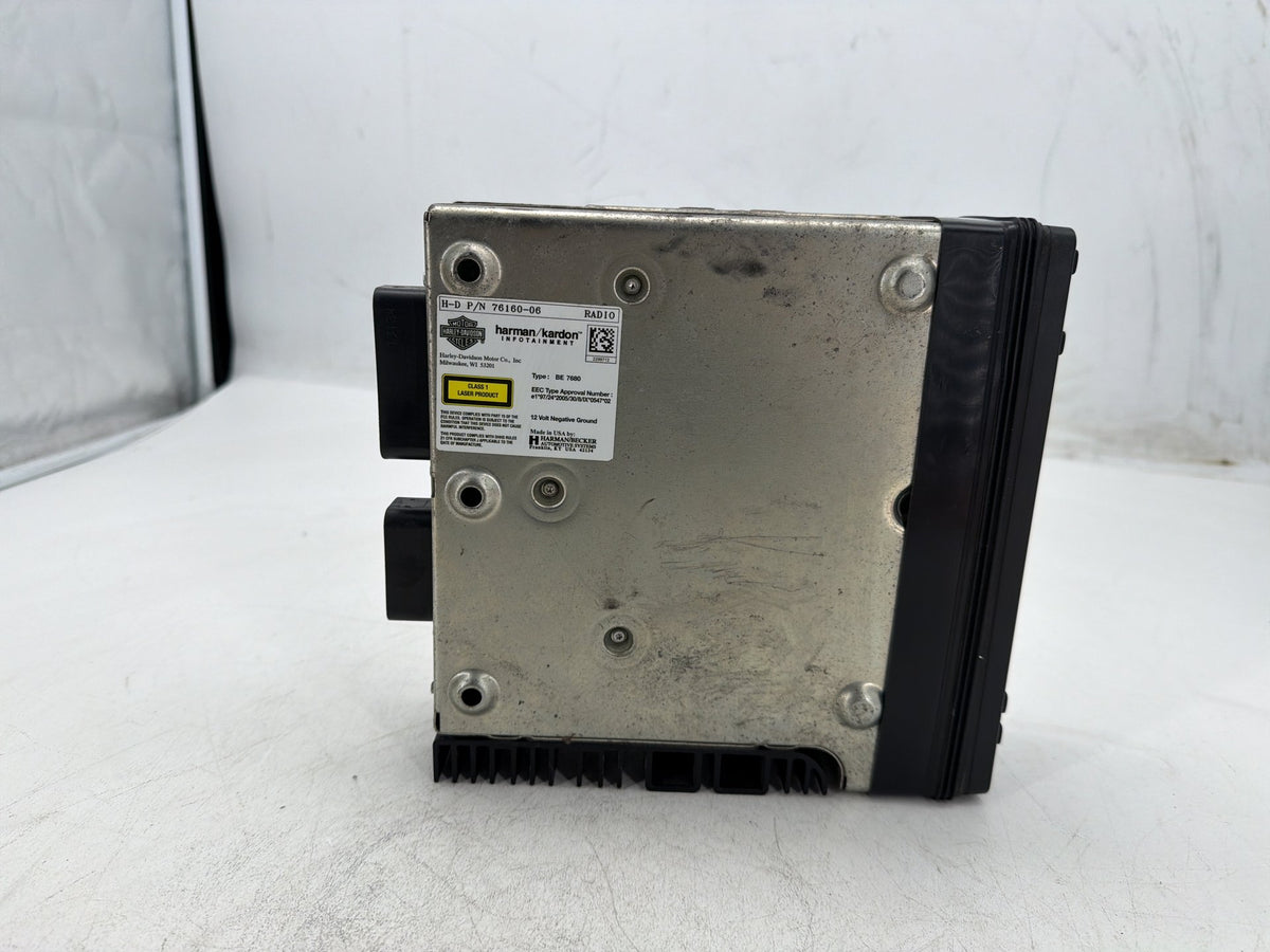 2013 Harley Street Glide Touring FLHX OEM Harman Kardon AM FM CD Radio Player