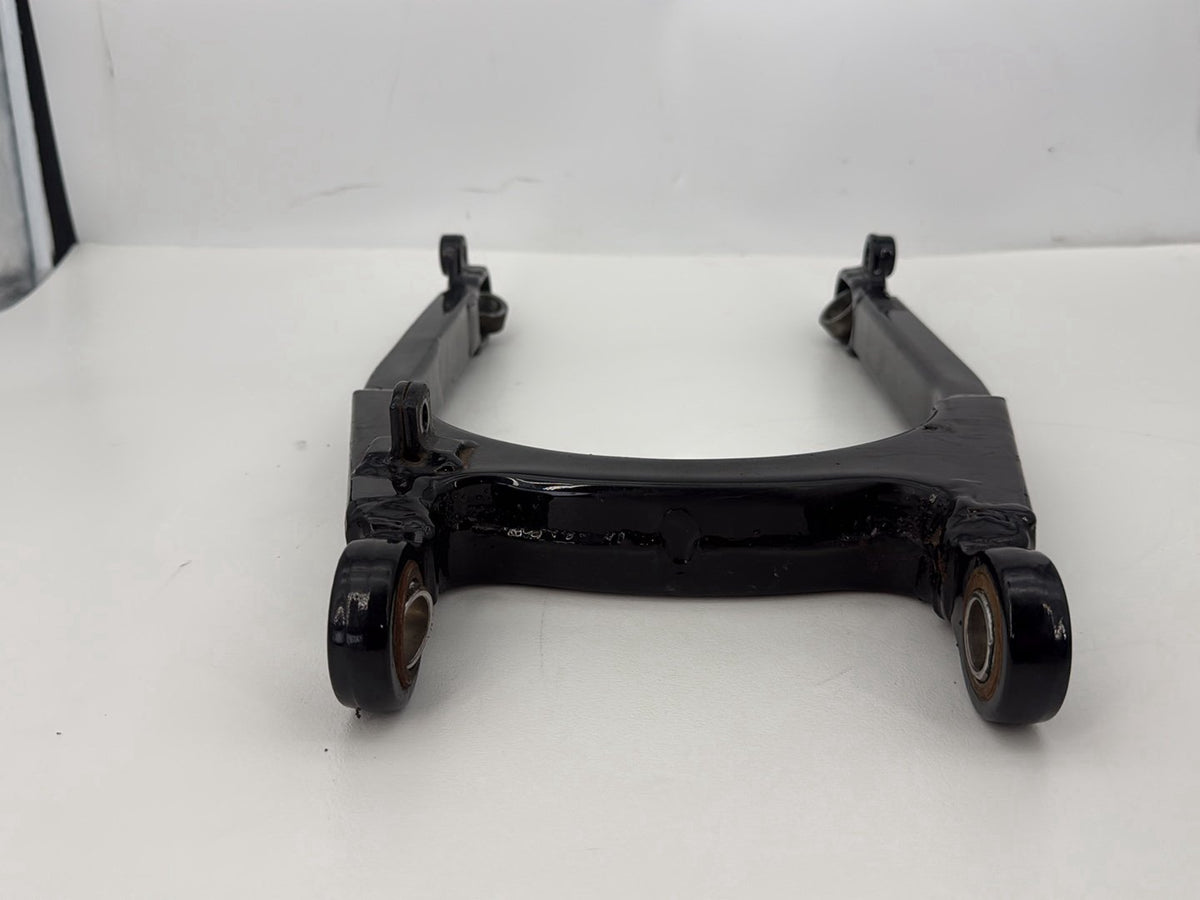 2014 Harley Sportster XL883L 883 SuperLow OEM Rear Fork Swingarm Swing Arm