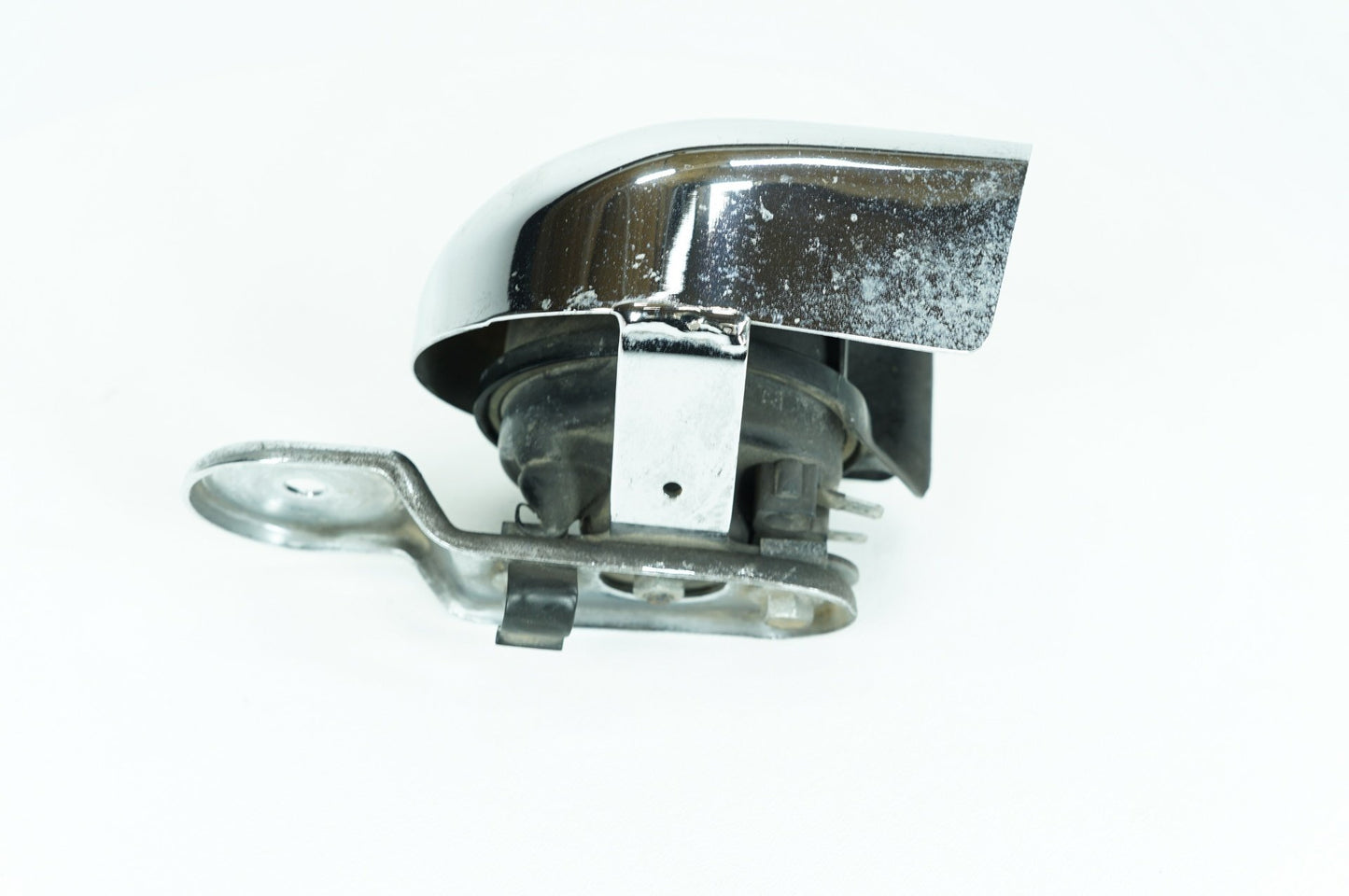 2007 - 2012 Harley-Davidson Touring Street Glide Horn Signal Klaxon Chrome Cover 69012-93A