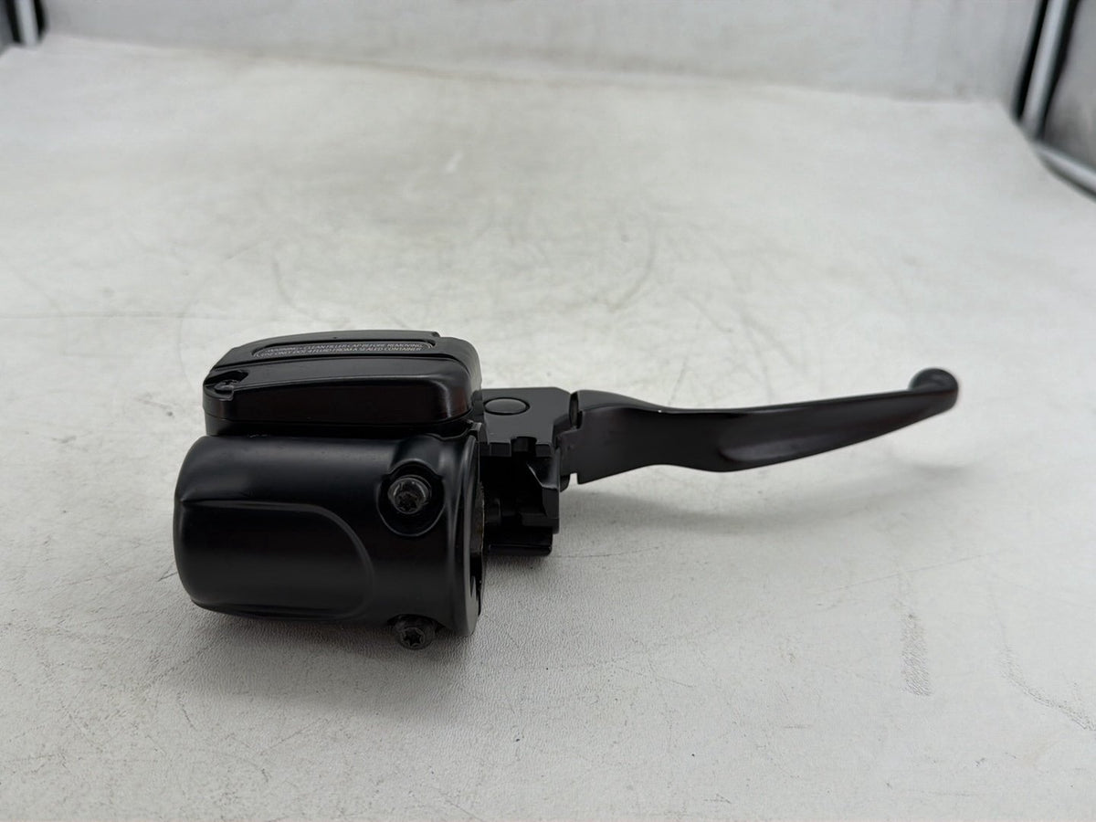2018 Harley Road Glide Touring FLTRXS OEM Front Right Brake Lever Master Cylinder