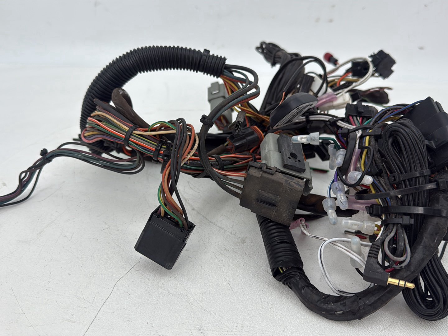 1999 - 2006 Harley-Davidson Touring Electra Glide Front Sub Wiring Harness Loom Interconnect 70232-03