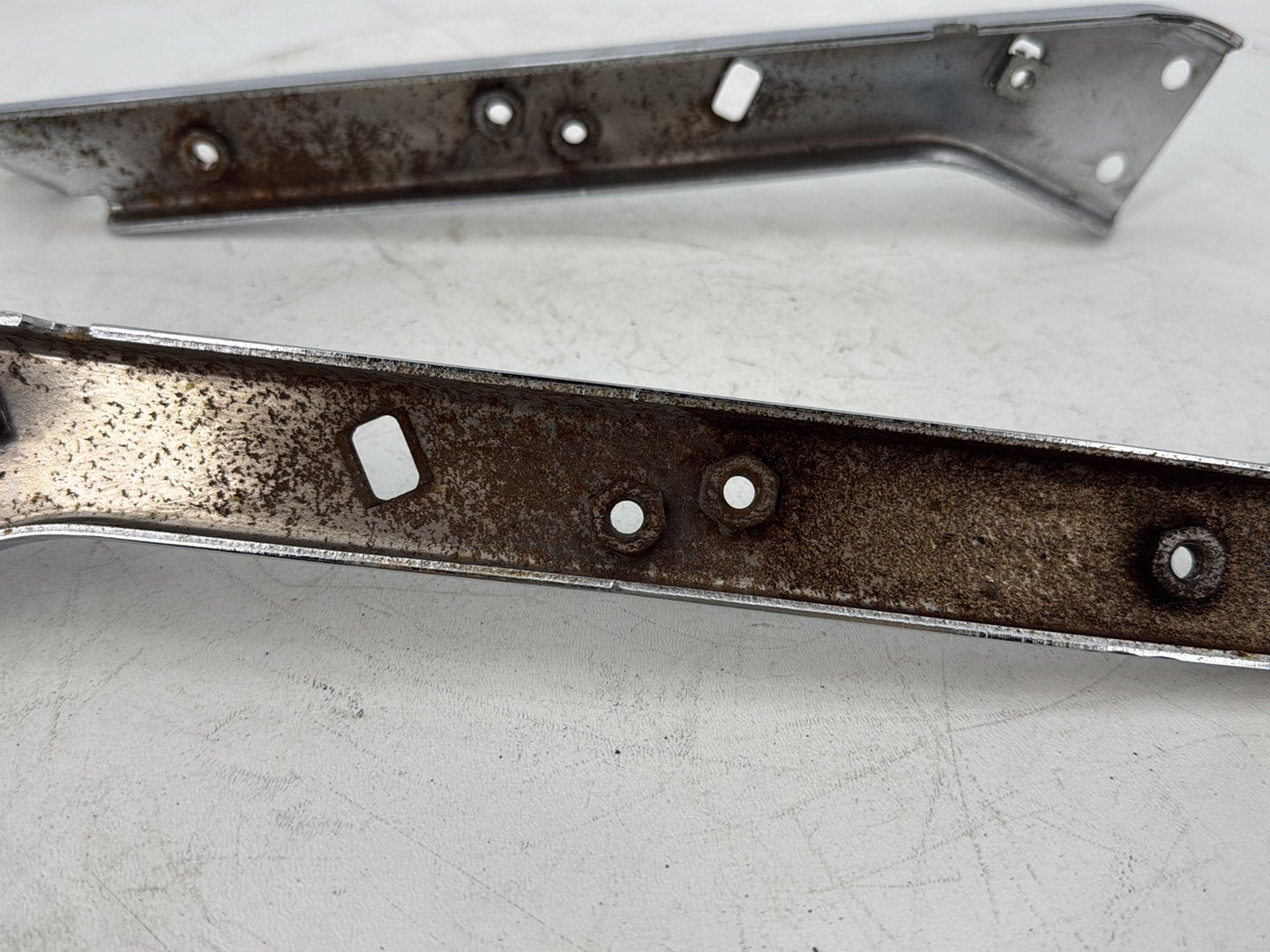 1999 - 2006 Harley-Davidson Touring Electra Glide Rear Left Right Fender Struts Bracket 90718-79C