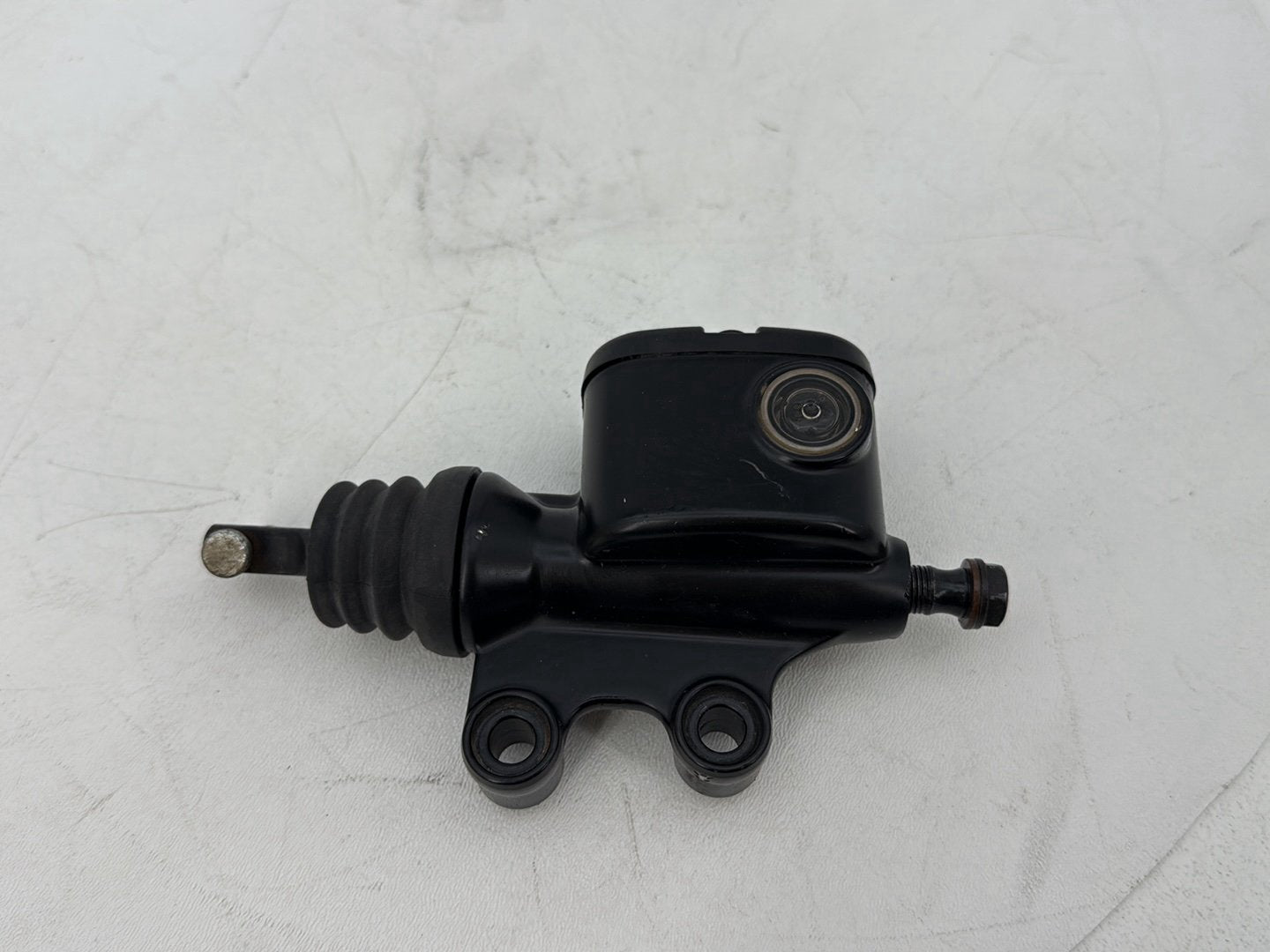 2007 - 2011 Harley-Davidson Touring Electra Glide Ultra Rear Brake Master Cylinder Reservoir 41763-08B