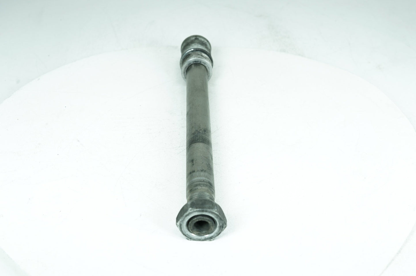 2004 - 2022 Harley-Davidson Sportster Iron 883 Rear Wheel Axle Bolt Shaft 41176-08