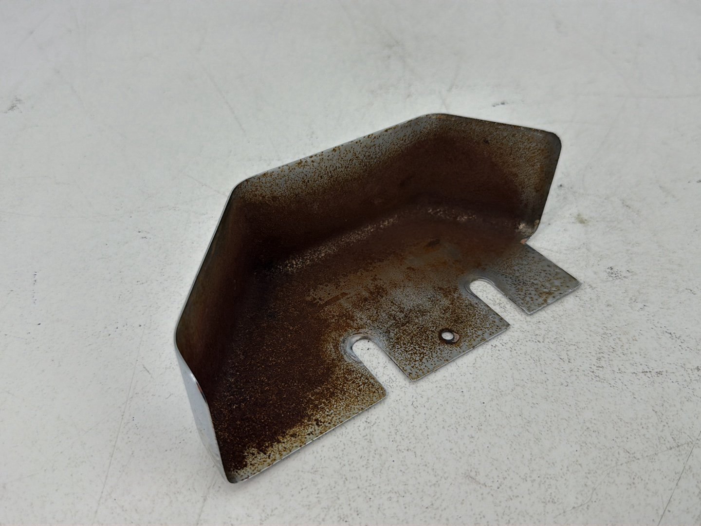 1986 - 1998 Harley-Davidson Softail Heritage Classic Rear Brake Master Cylinder Stay Bracket 42976-04 41745-79T