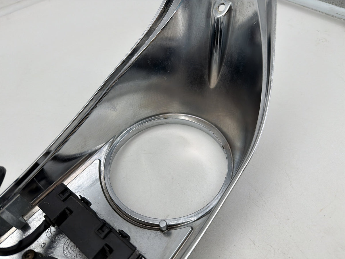 2011 Harley Road King Touring FLHR OEM Fuel Gas Tank Dash Console NOKey