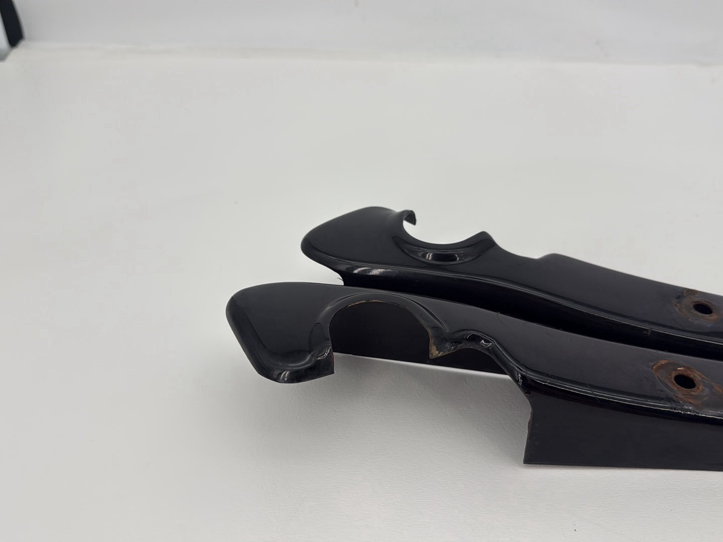 2014 Harley Sportster XL883L 883 SuperLow OEM Rear Left Right Fender Struts Bracket