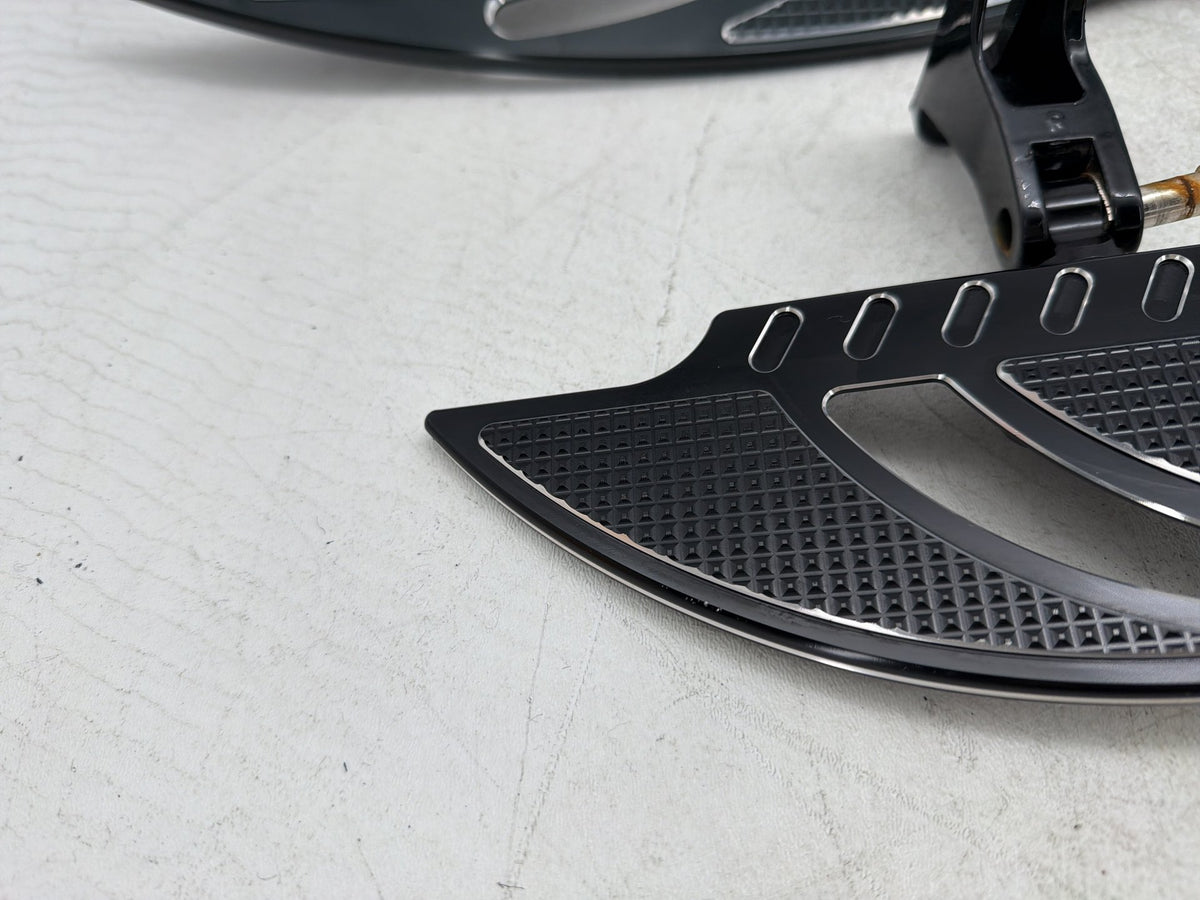 10 Harley Road King Touring Police Left Right Driver & Pass Floorboard Foot Rest
