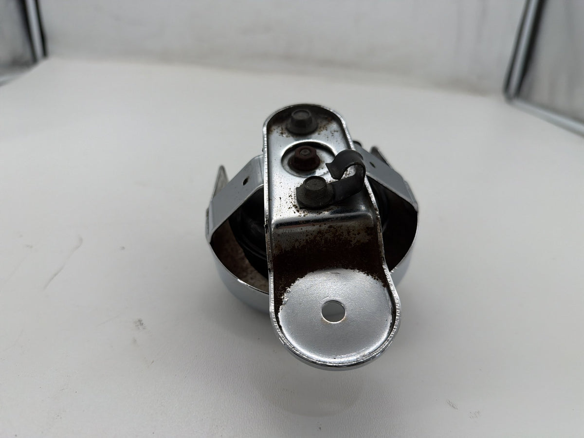 2006 Harley Electra Glide Touring Classic OEM Horn Signal Klaxon Chrome Cover
