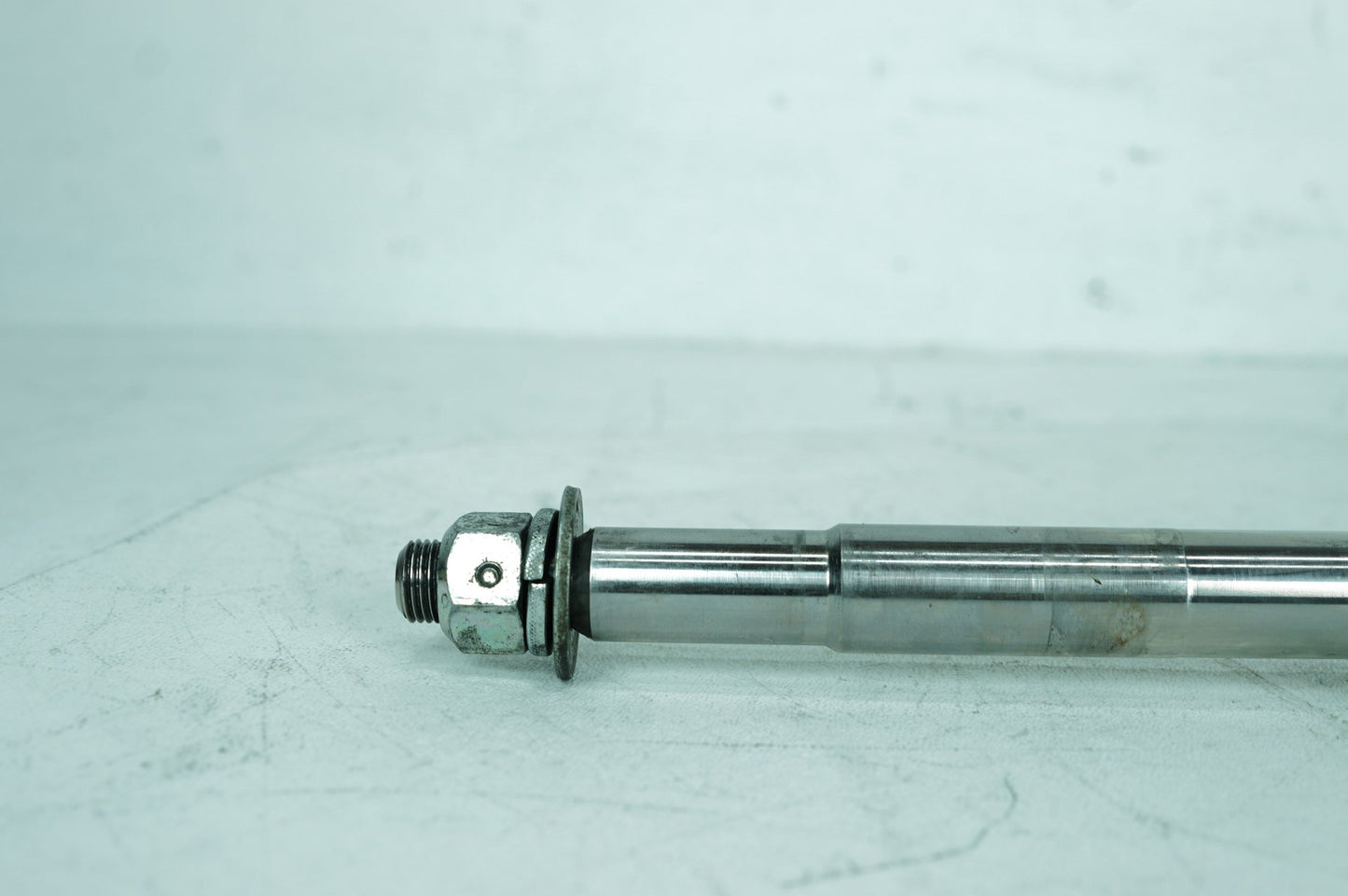 1984 - 1998 Harley-Davidson Touring Road Glide Front Wheel Axle Bolt Shaft 43346-83B