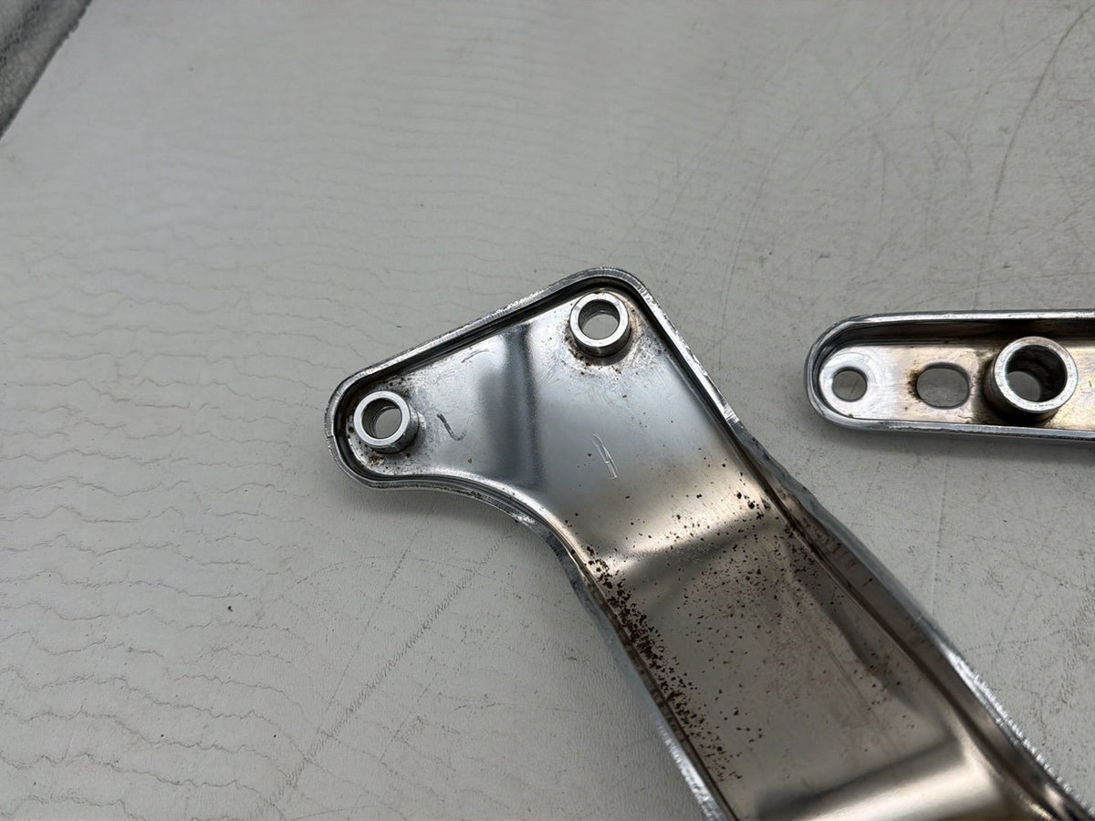 2005 Harley Softail Fat Boy FLSTF OEM Rear Left Right Fender Struts Bracket