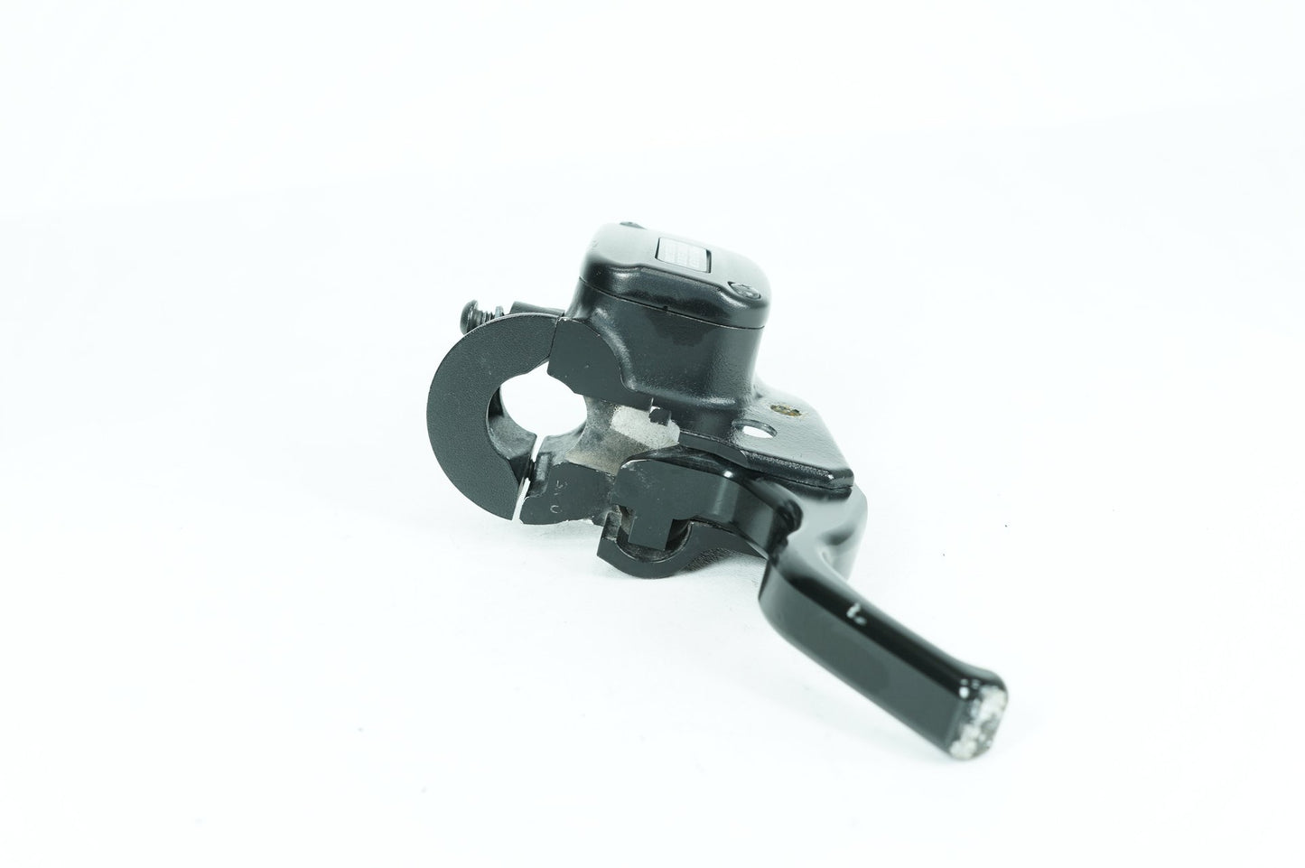 2018 - 2026 Harley-Davidson Softail Low Rider S Front Right Brake Lever Master Cylinder 41700492