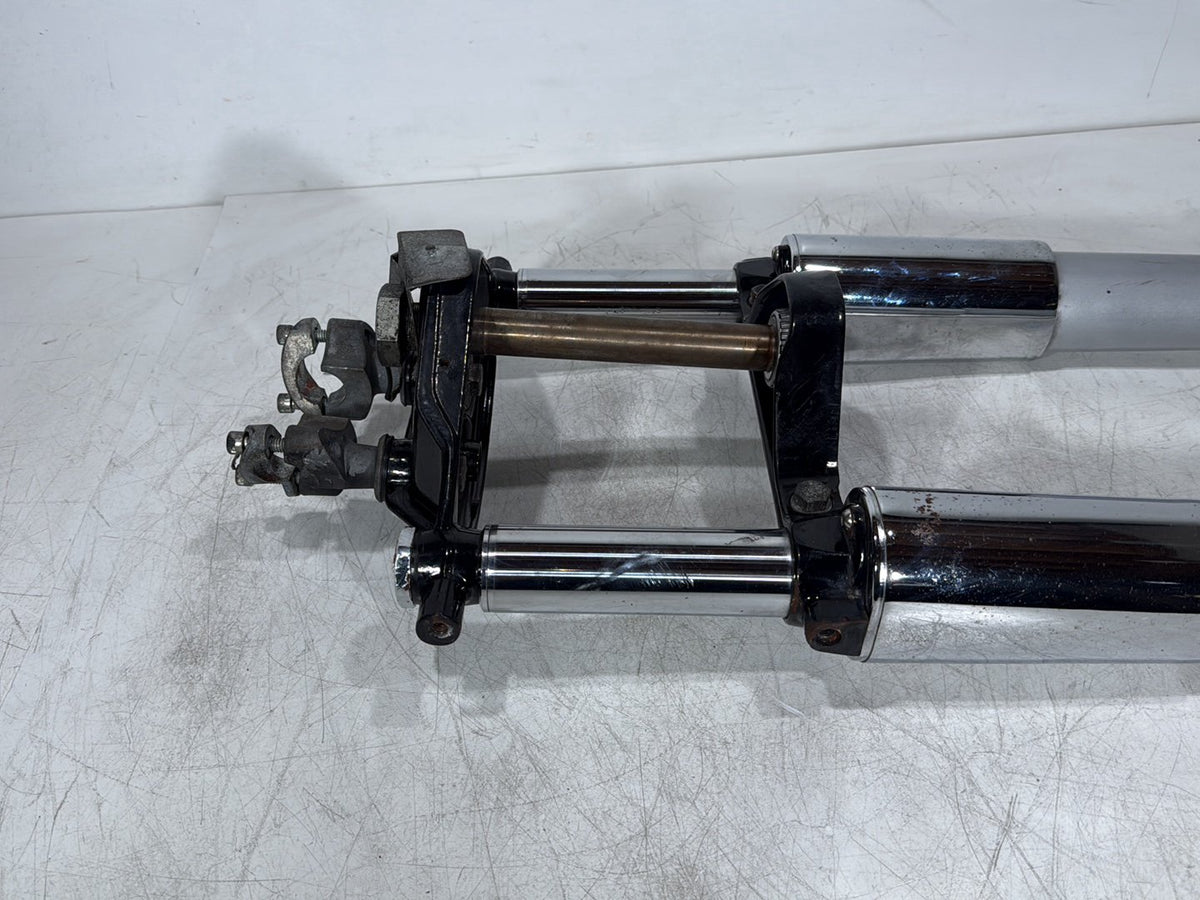 06 Harley Touring Road King OEM Front Triple Tree Set & LH RH Fork Legs Sliders