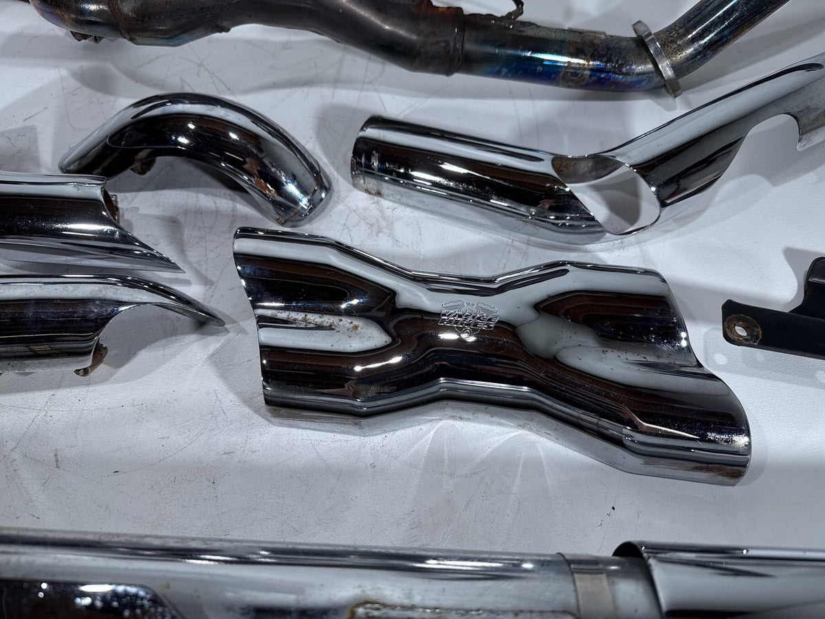 14 Harley Electra Glide Touring Ultra Exhaust Header Pipes Muffler Vance & Hines