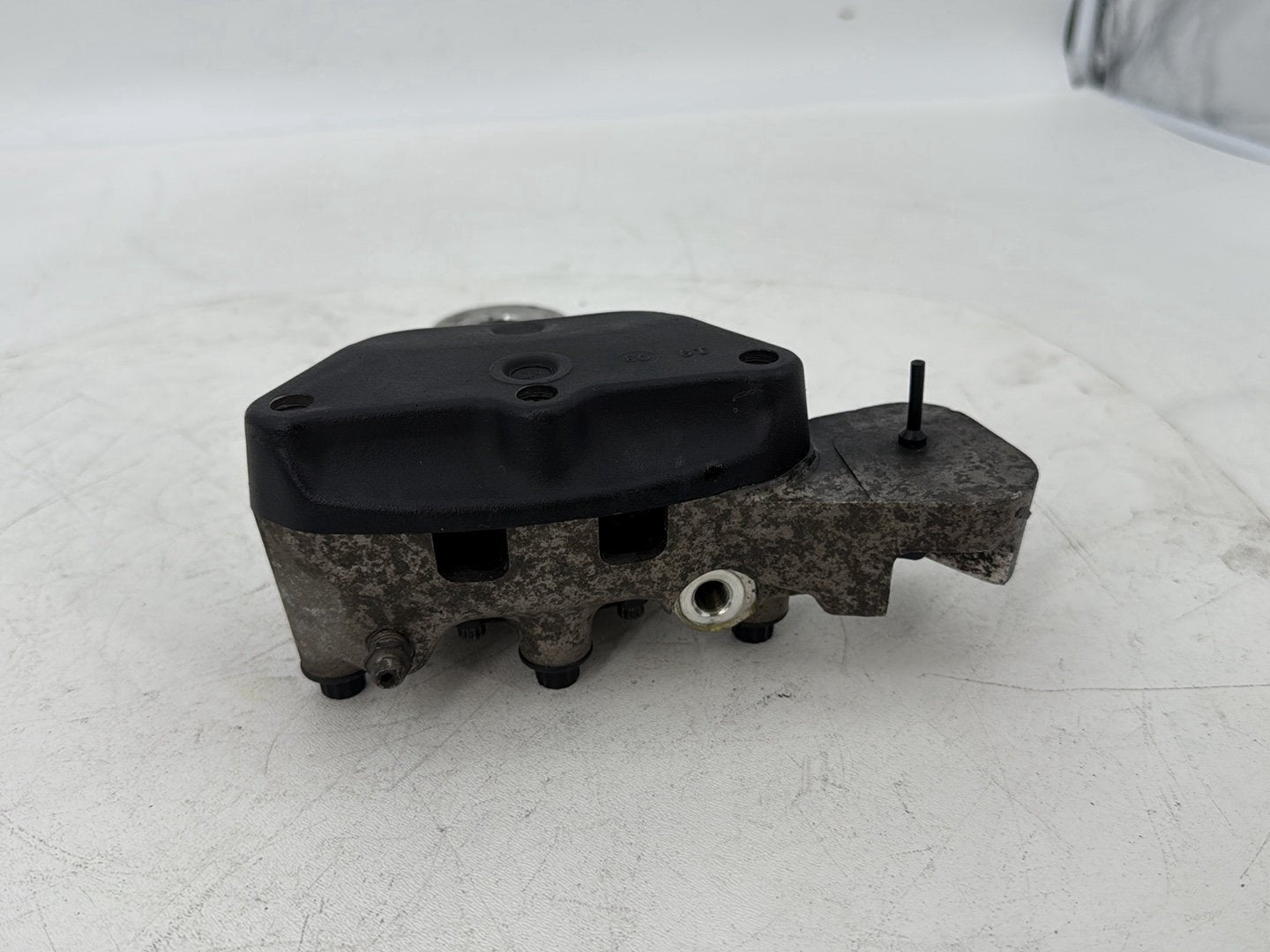 1999 - 2006 Harley-Davidson Touring Electra Glide Rear Back Brake Caliper 44080-02C