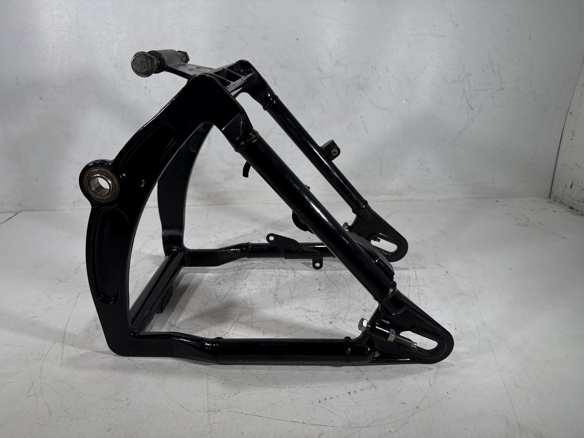 2003 Harley Softail Deuce FXSTDI OEM Rear Fork Swingarm Swing Arm 47573-00A