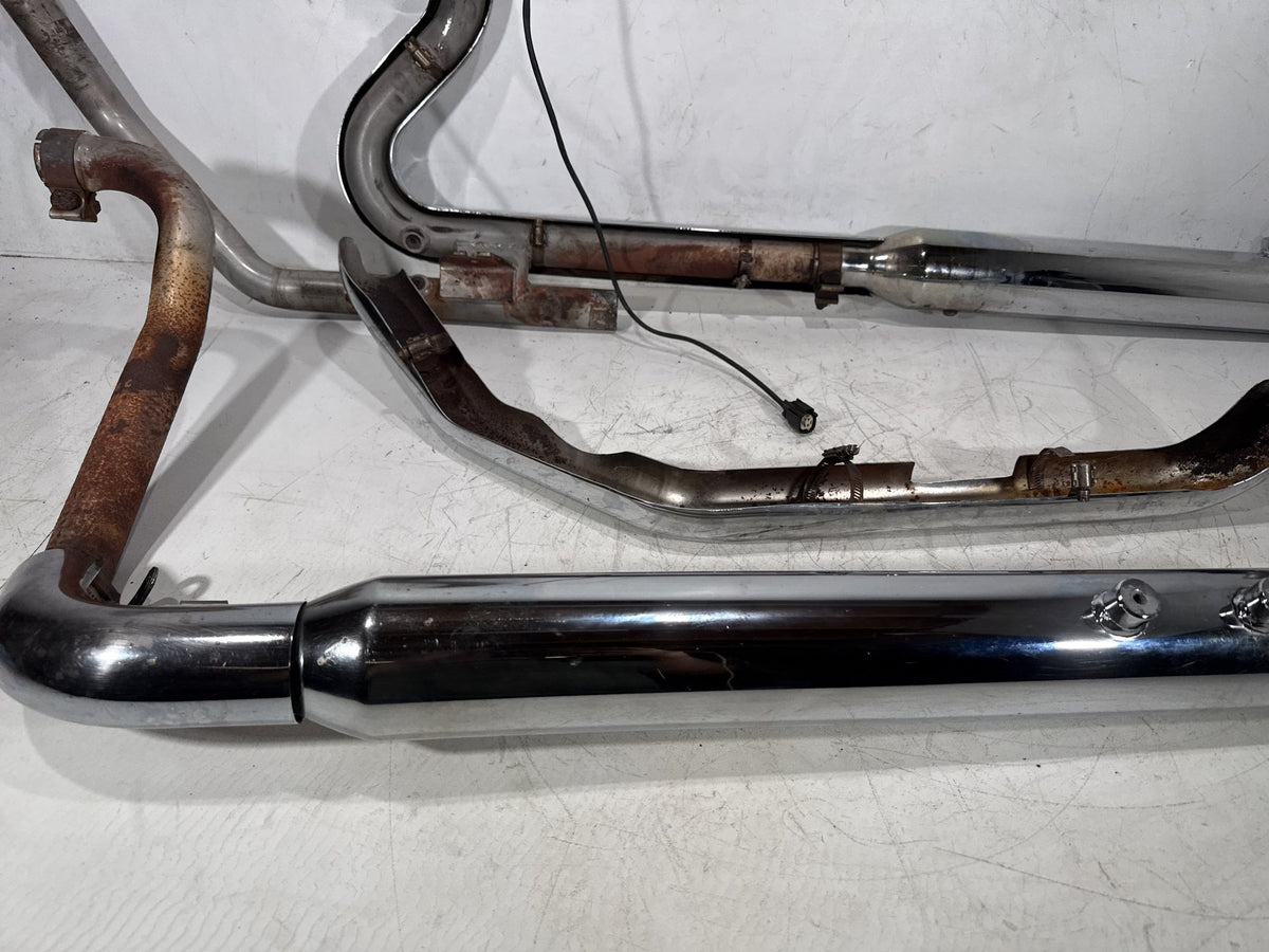 2012 Harley Electra Glide Touring Ultra OEM Exhaust Header Pipes Muffler