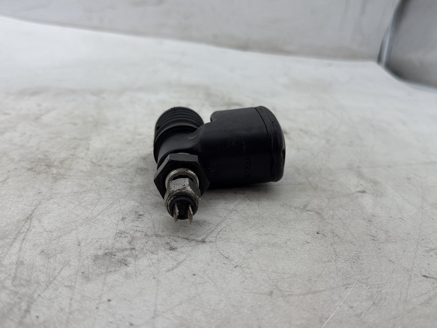 2012 Harley Dyna FXDF Fat Bob OEM Rear Brake Master Cylinder Reservoir