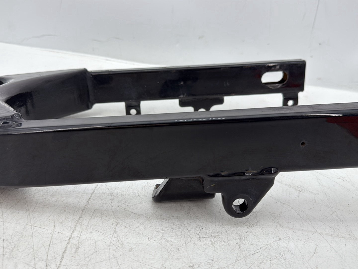 2005 Harley Dyna FXDWG Wide Glide OEM Rear Fork Swingarm Swing Arm