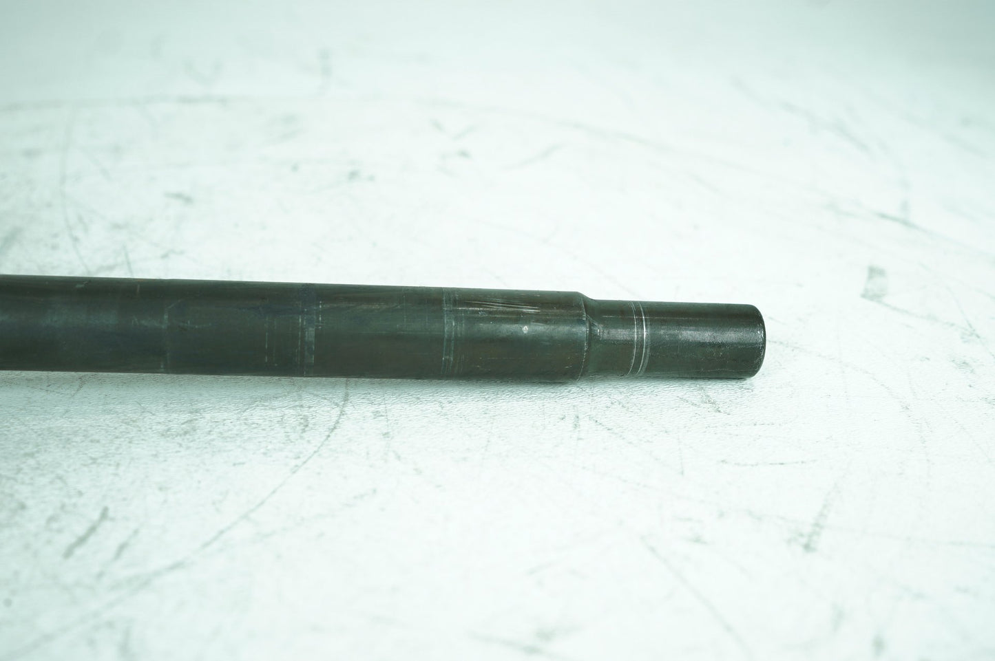 2007 - 2012 Harley-Davidson Touring Electra Glide Ultra Engine Mount Pivot Bolt Shaft 42859-06B