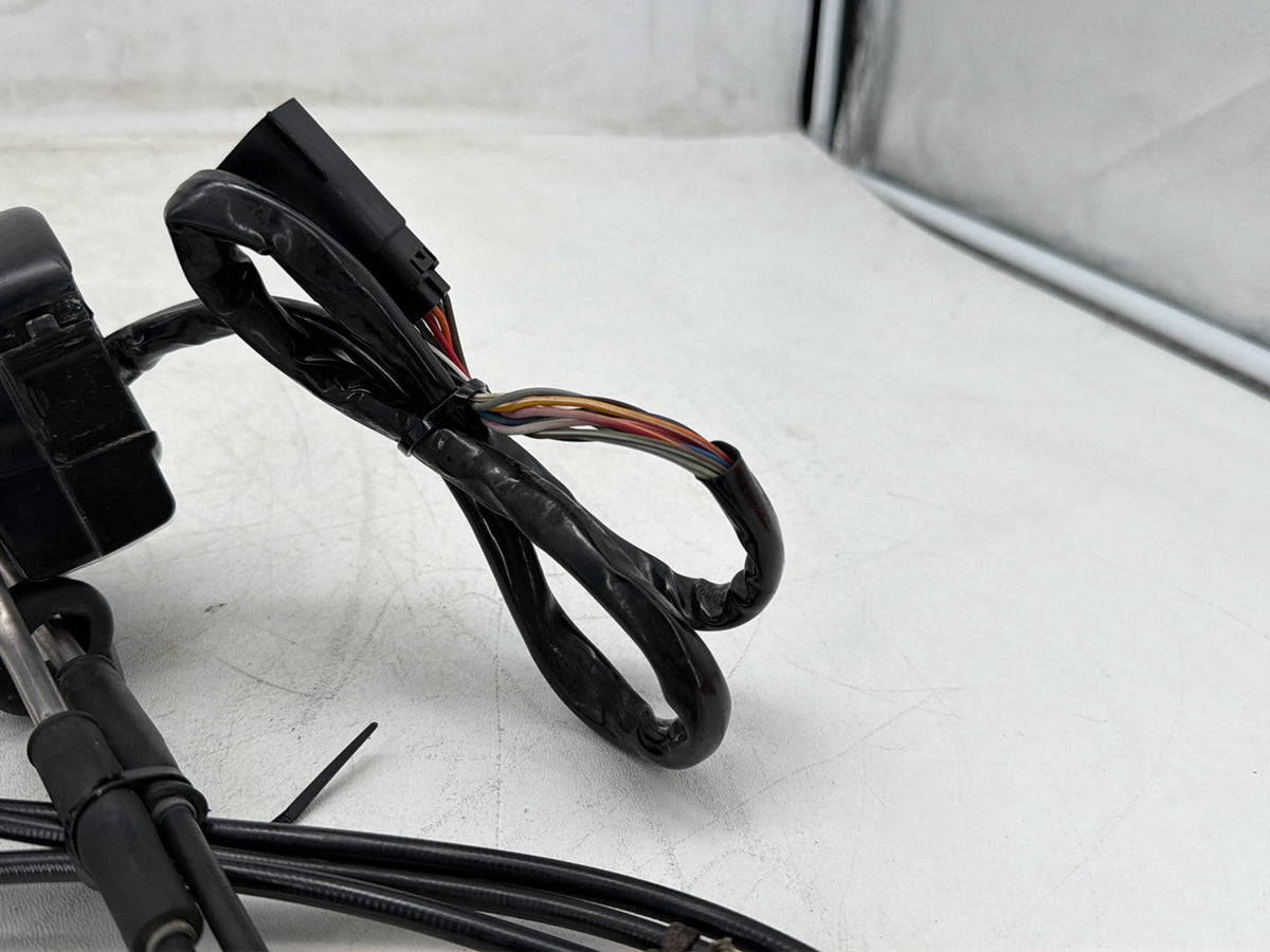 2007 Harley Electra Glide Touring OEM Right Engine Start Kill Switches Controls