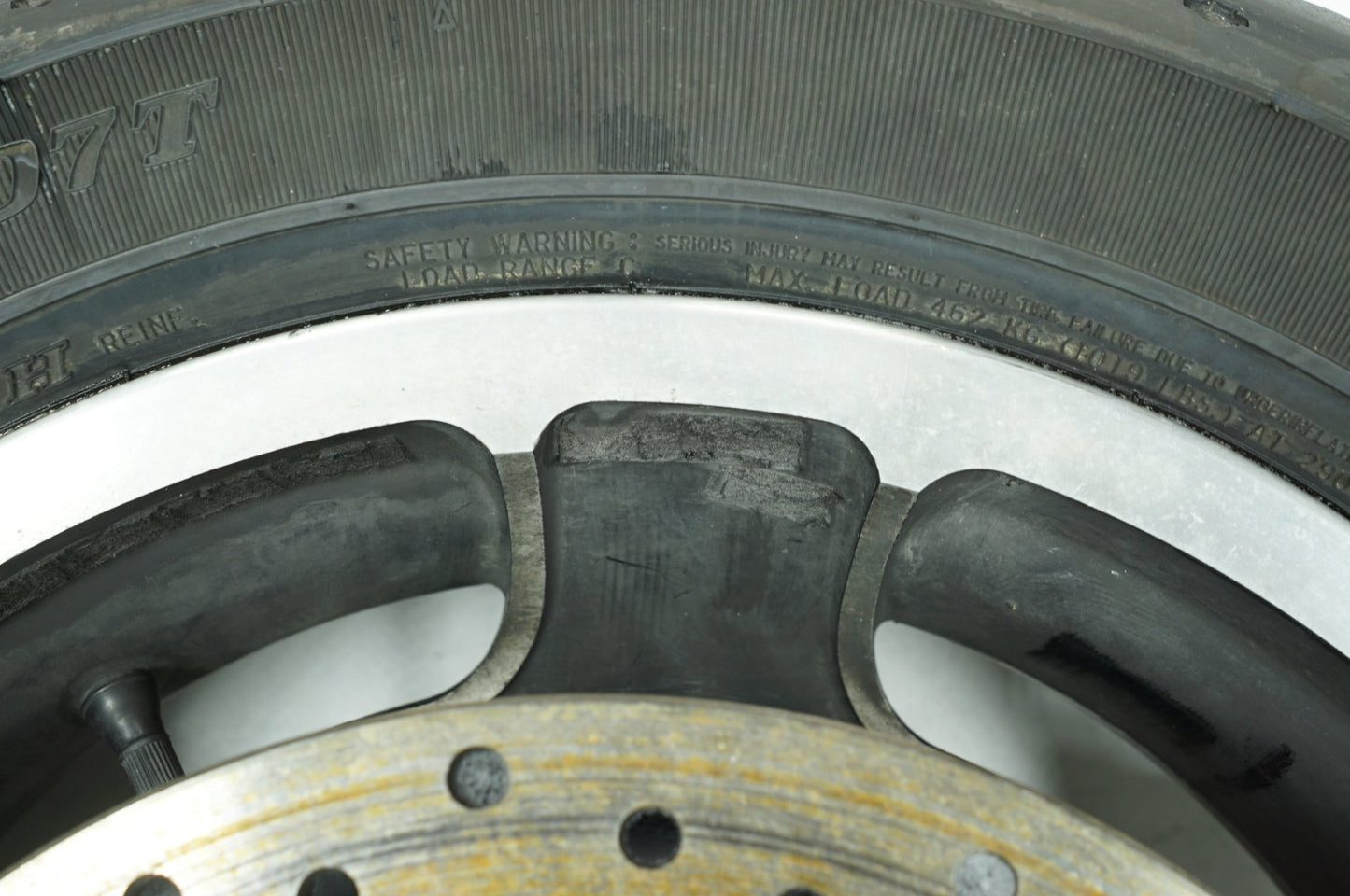 2009 - 2016 Harley-Davidson Touring Street Glide Rear Wheel Rim Tire 41288-09