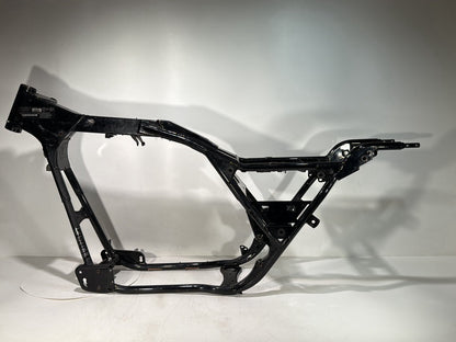 1999 - 2006 Harley-Davidson Touring Electra Glide Body Main Frame Chassis CLN CLR 	47900-02A