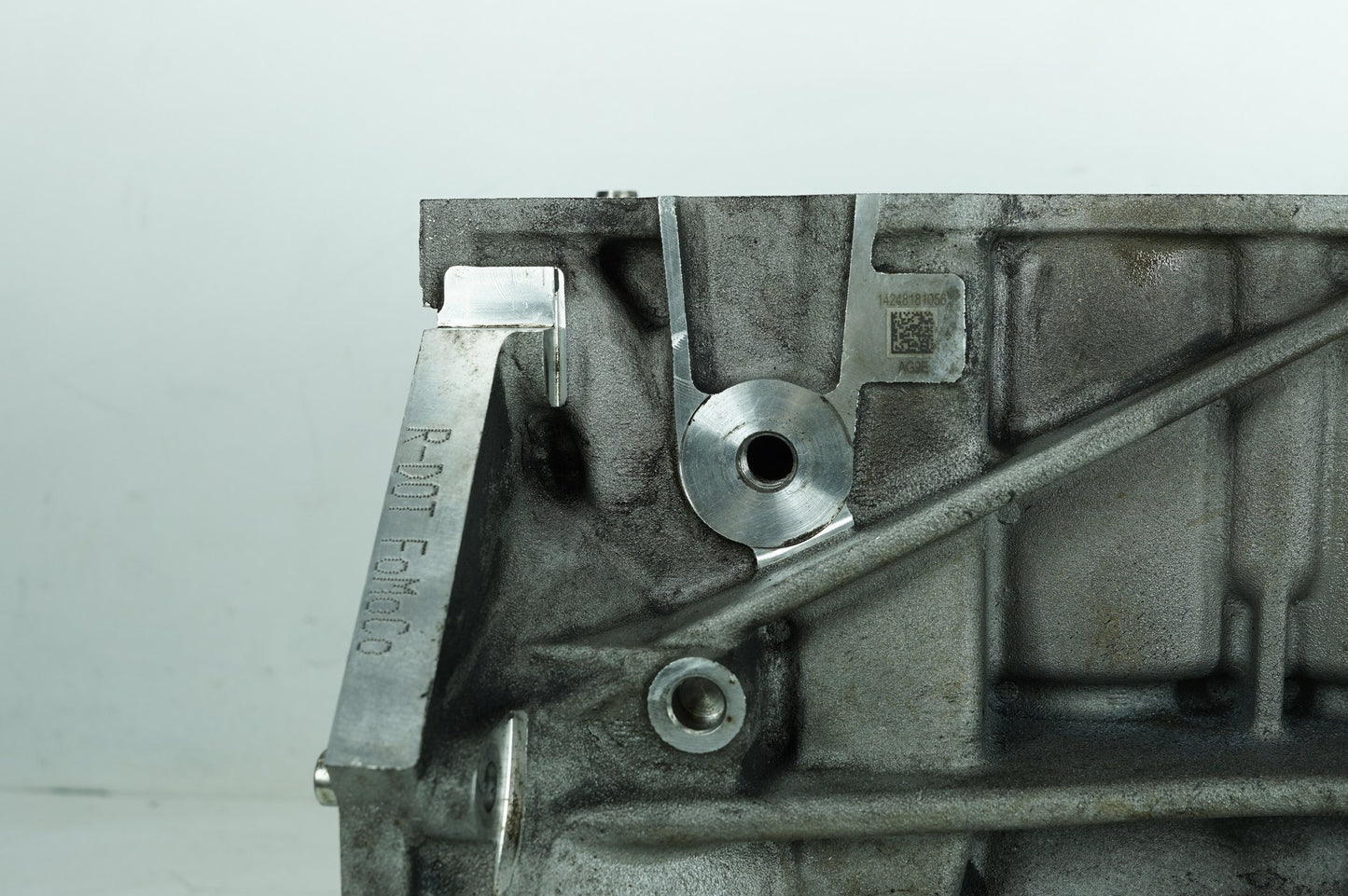 2013 - 2015 Jaguar XF  Cylinder Block