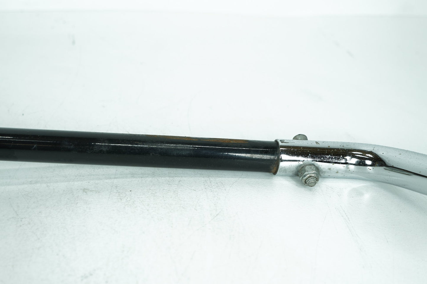 1999 - 2006 Harley-Davidson Touring Electra Glide Classic Rear Left Right Saddlebag Guard Rails Bar  	49194-85