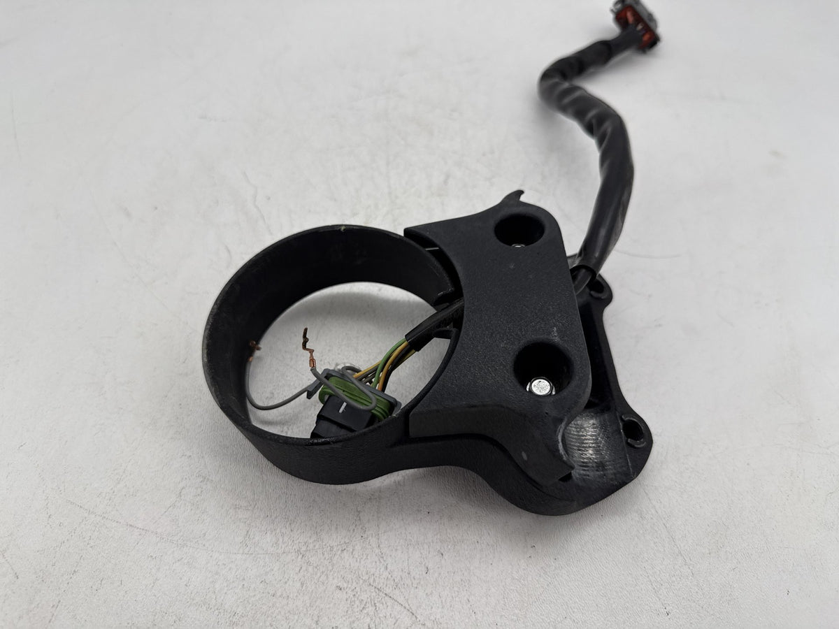 07 Harley Dyna Super Glide Speedometer Holder Bracket Mount Bezel Black Wrinkle