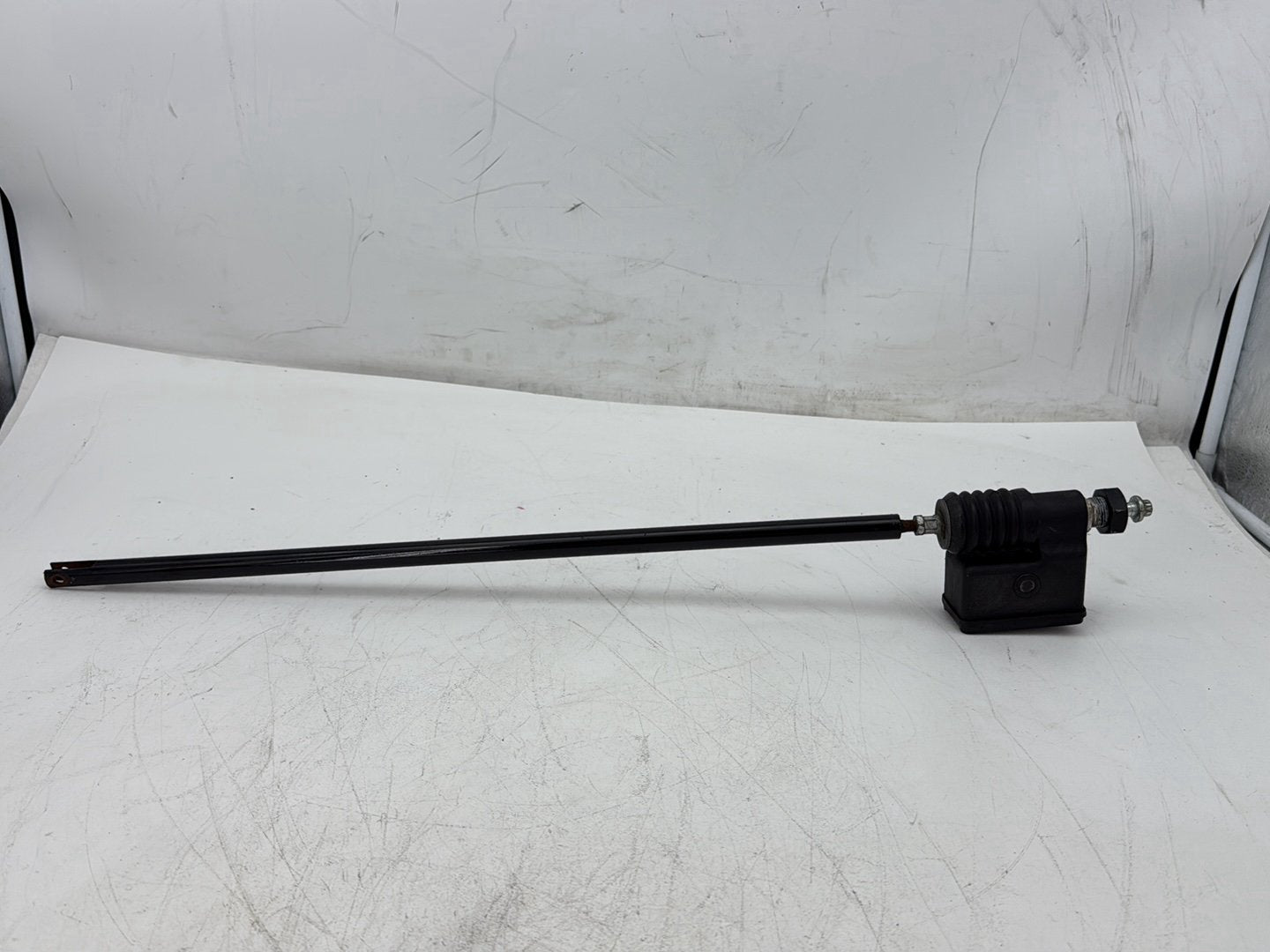 2000 Harley Dyna FXDWG Wide Glide OEM Rear Brake Master Cylinder Reservoir
