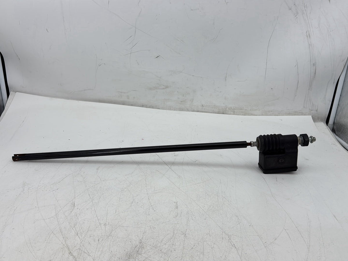 2000 Harley Dyna FXDWG Wide Glide OEM Rear Brake Master Cylinder Reservoir
