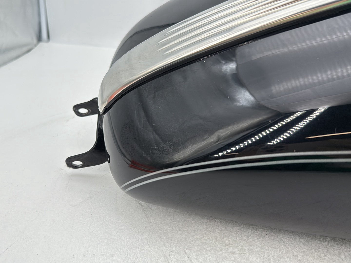 2004 - 2013 Harley-Davidson Sportster 1200 Custom Fuel Gas Tank Gasoline Reservoir 62213-04