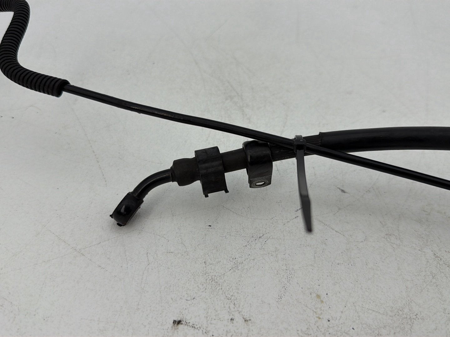 2007 - 2012 Harley-Davidson Touring Street Glide Rear Brake Hose Line Pipe