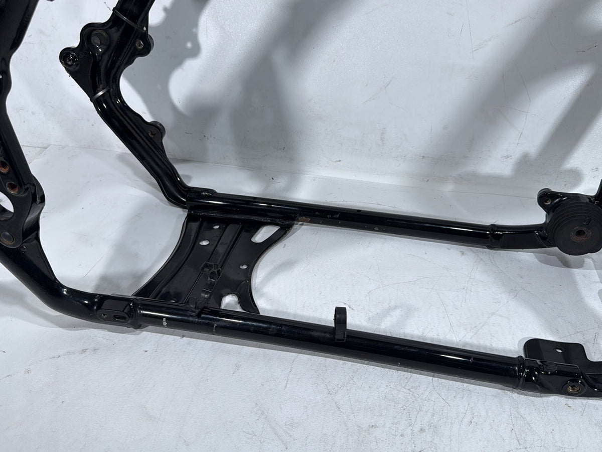 10 Harley Street Glide Touring FLHX OEM Body Main Frame Chassis 47900-10BHP SLVG
